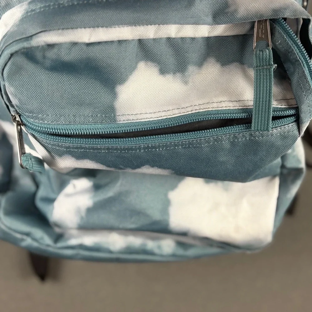 jansport backpack clouds Cool Student Go big with the Big Student backpack Big Student - Apple Orchard